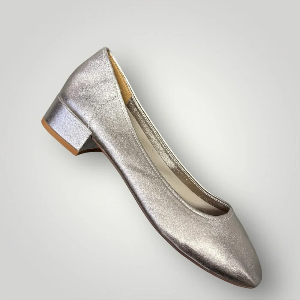 NEW Antropologie SILENT D ANNABELLE Pump Silver Sz‎ 9 Holiday